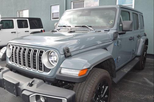 2025 Jeep Wrangler 4xe Sahara