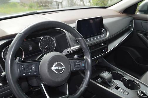 Gun Metallic 2023 Nissan Rogue SV