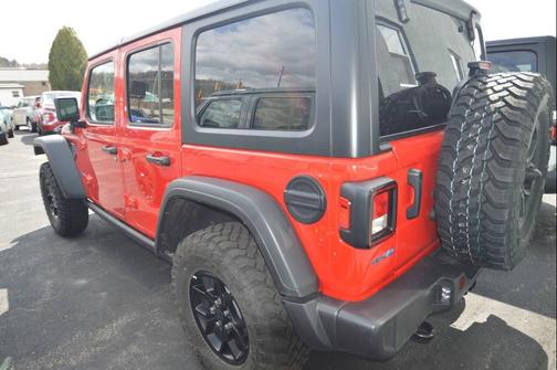 2025 Jeep Wrangler 4xe Willys