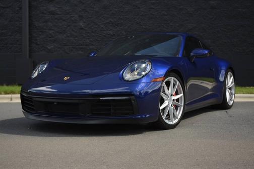 Gentian Blue Metallic 2024 Porsche 911