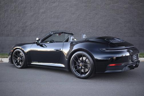 2025 Porsche 911 