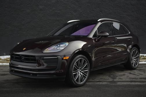 2025 Porsche Macan 