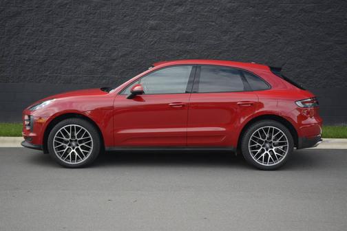 Carmine Red 2020 Porsche Macan