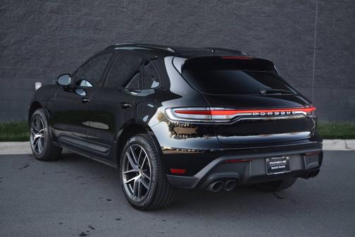 2026 Porsche Macan 