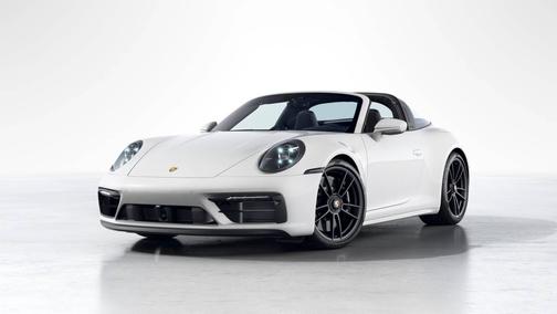 White 2022 Porsche 911