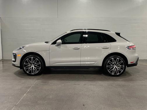 Chalk 2026 Porsche Macan