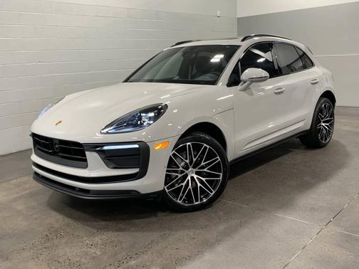 Chalk 2026 Porsche Macan