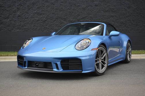 Paint to Sample: Southseabluemetallic 2026 Porsche 911