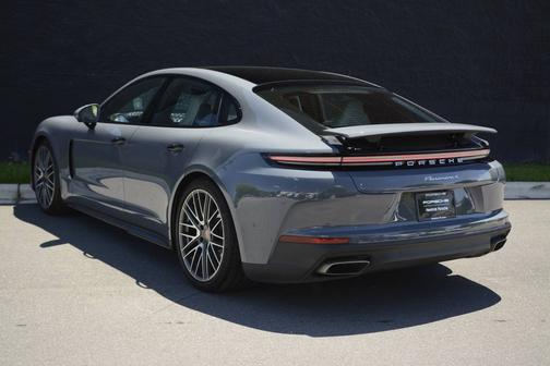 Slate Grey Neo 2025 Porsche Panamera