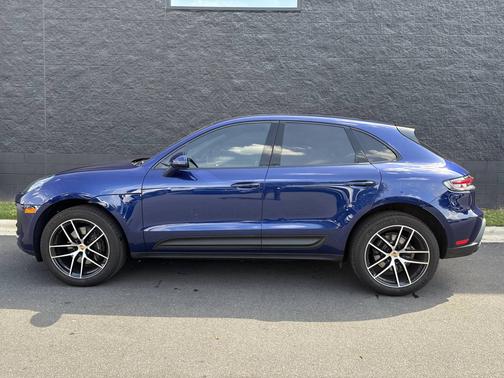2025 Porsche Macan 
