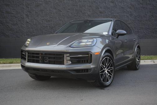 Quartzite Grey Metallic 2025 Porsche Cayenne Coupe