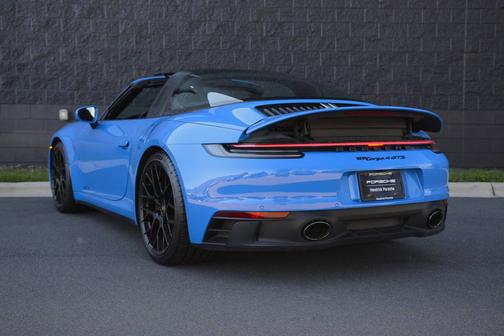 Shark Blue 2022 Porsche 911