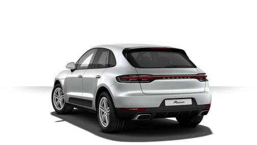 Dolomite Silver Metallic 2021 Porsche Macan