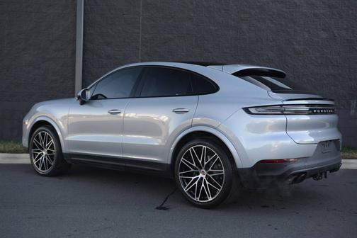 2024 Porsche Cayenne 