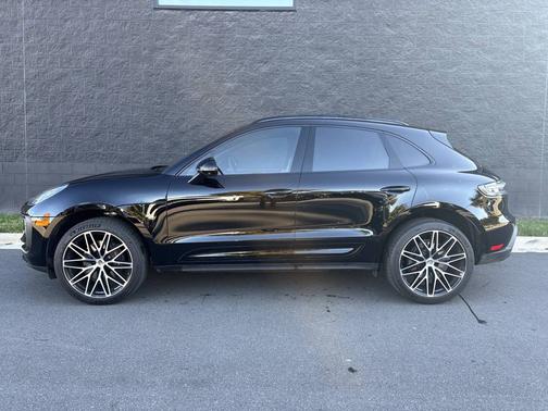 2025 Porsche Macan 