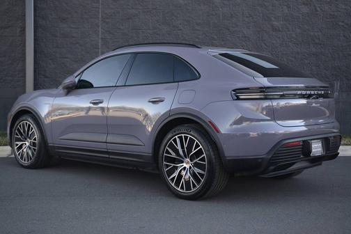 2025 Porsche Macan 