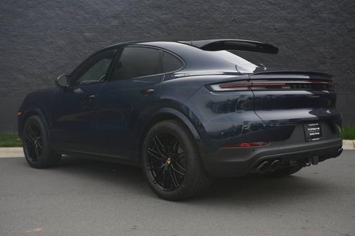 2025 Porsche Cayenne 
