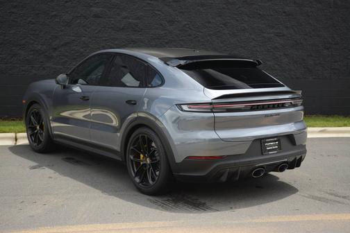 Vanadium Grey Metallic 2026 Porsche Cayenne
