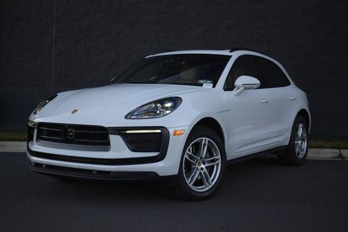 2022 Porsche Macan 