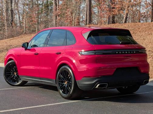 Carmine Red 2025 Porsche Cayenne