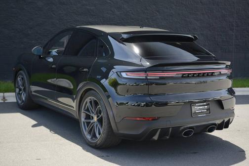 Chromitblack Metallic 2024 Porsche Cayenne