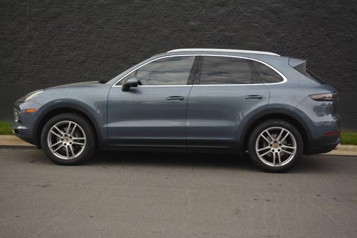 Biscay Blue Metallic 2020 Porsche Cayenne