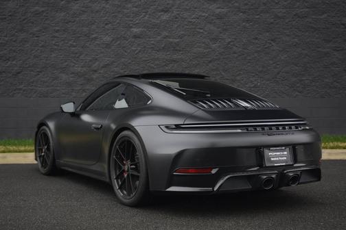 2025 Porsche 911 
