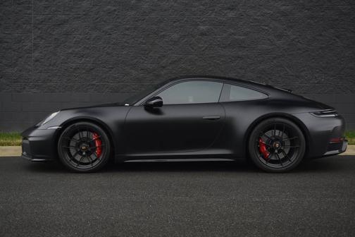 2025 Porsche 911 