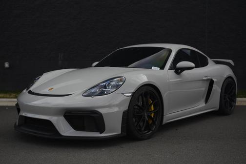 2022 Porsche 718 Cayman 