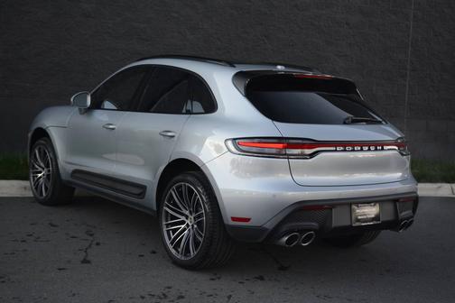 2026 Porsche Macan 