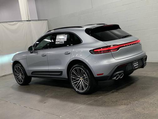 2026 Porsche Macan 