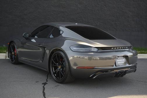 2023 Porsche 718 Cayman 