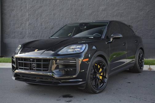 Chromitblack Metallic 2024 Porsche Cayenne