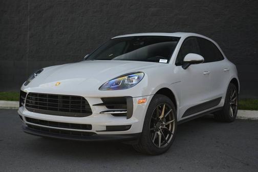 Chalk 2021 Porsche Macan