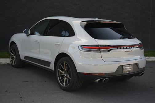 Chalk 2021 Porsche Macan