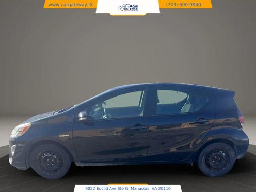 2016 Toyota Prius c Two