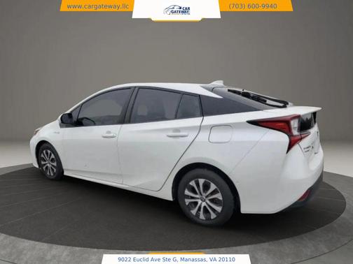 2021 Toyota Prius XLE