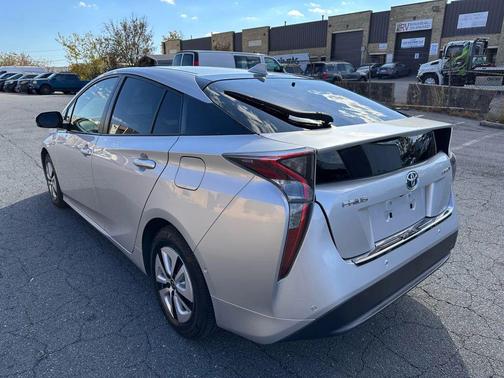 2018 Toyota Prius One