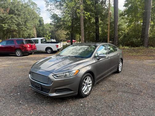 2014 Ford Fusion SE