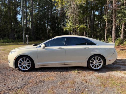 2014 Lincoln MKZ Base