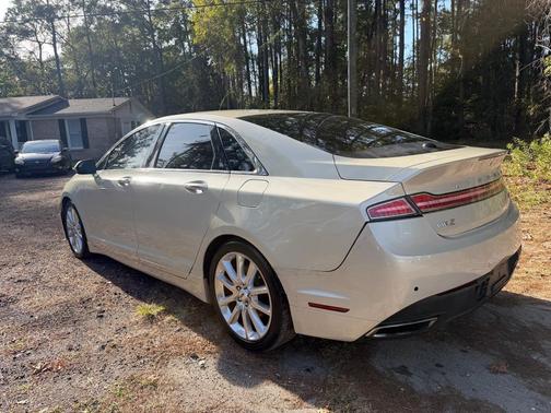 2014 Lincoln MKZ Base