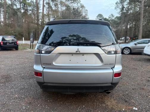 2008 Mitsubishi Outlander ES