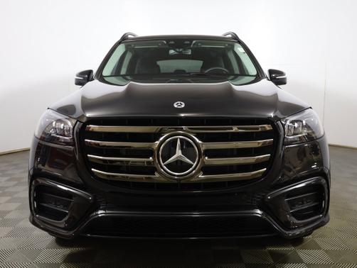 Obsidian Black Metallic 2026 Mercedes-Benz GLS 450