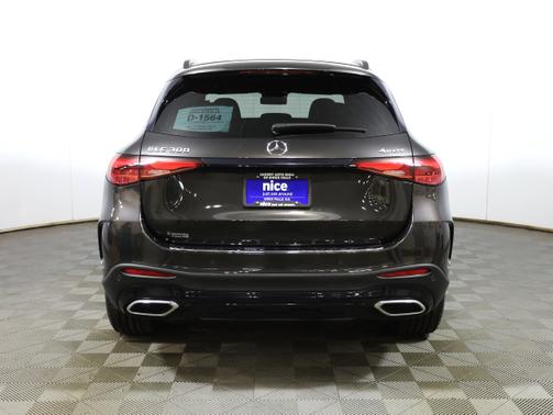 2023 Mercedes-Benz GLC 300 4MATIC