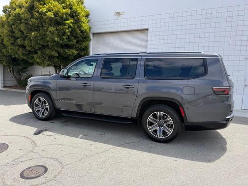 Gray Metallic 2024 Jeep Wagoneer L Series II