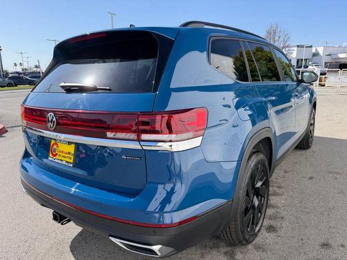 Mountain  Lake Blue Metallic 2026 Volkswagen Atlas 2.0T SE W/TECHNOLOGY
