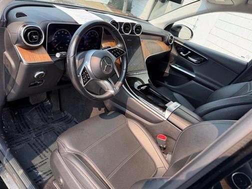 Black 2023 Mercedes-Benz GLC 300 Base