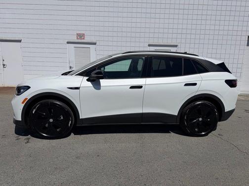 Opal White Pearl 2026 Volkswagen ID.4 Pro S