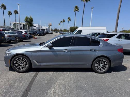 Bluestone Metallic 2019 BMW 530e xDrive iPerformance