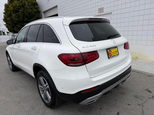 White 2022 Mercedes-Benz GLC 300 Base